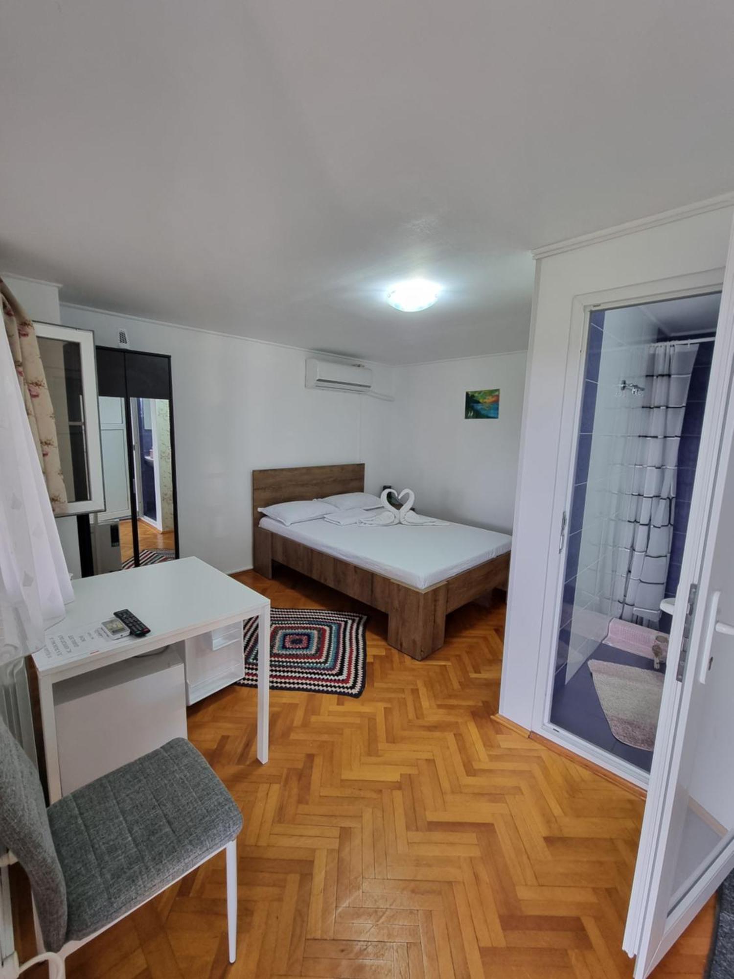 Casa Cu Trandafiri Муригьол Экстерьер фото