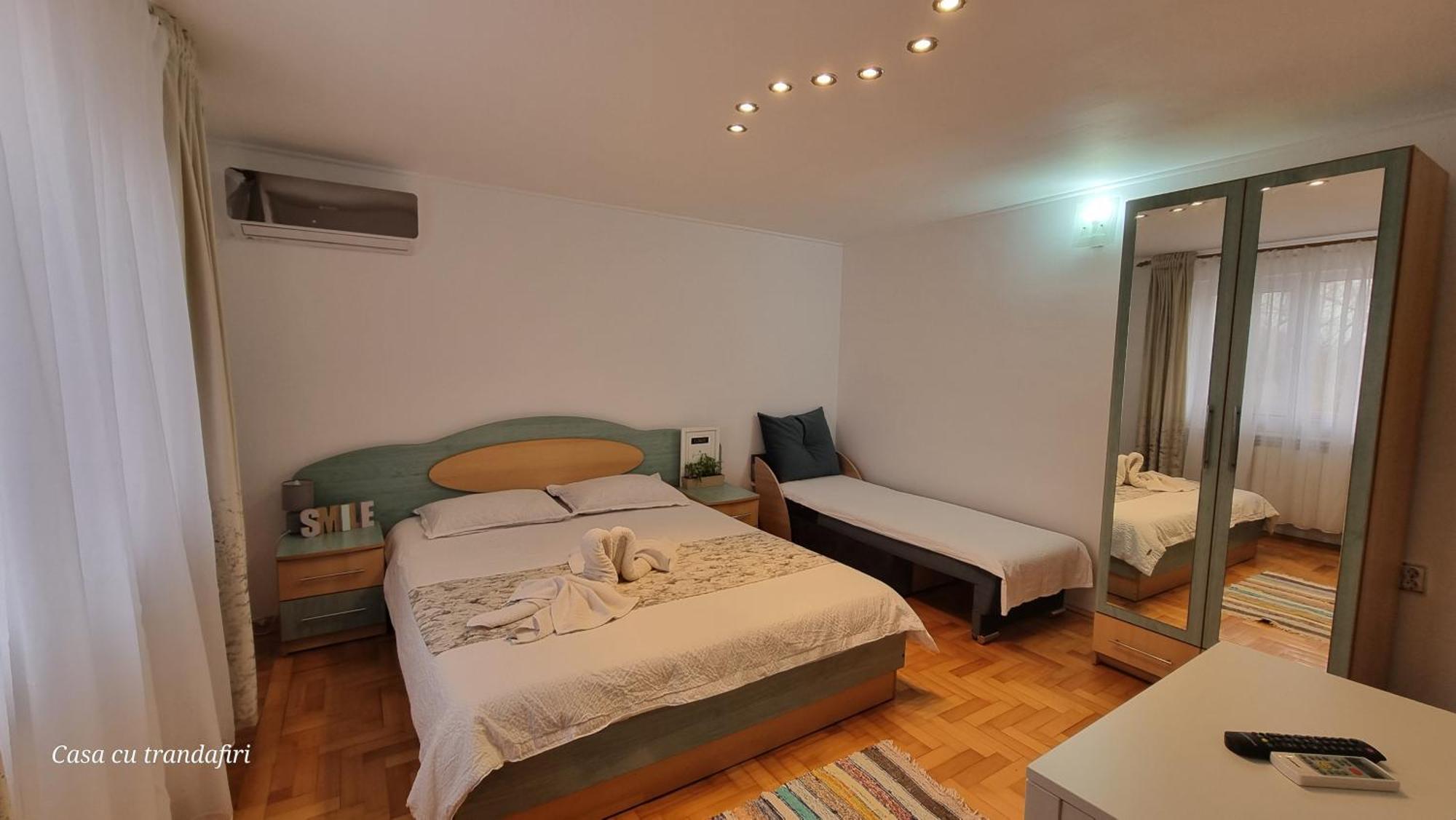 Casa Cu Trandafiri Муригьол Экстерьер фото