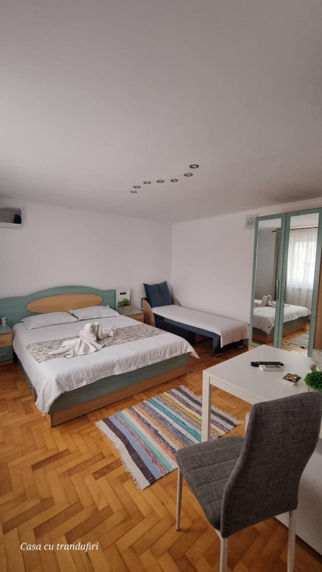 Casa Cu Trandafiri Муригьол Экстерьер фото