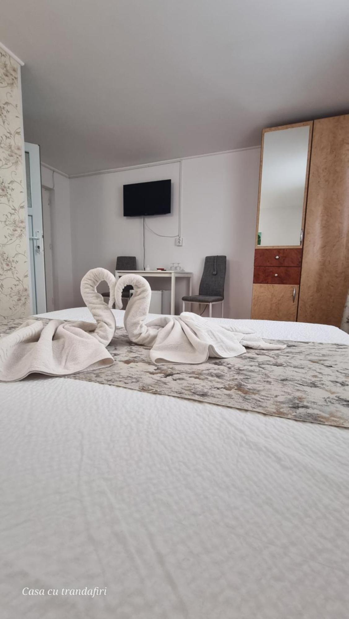 Casa Cu Trandafiri Муригьол Экстерьер фото